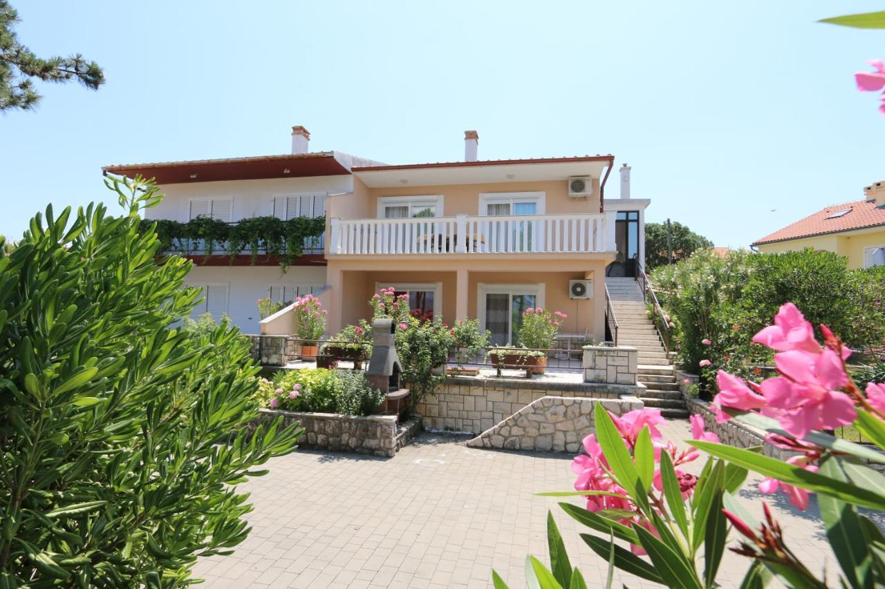 Apartments Grskovic G. Jesenovica シロ エクステリア 写真