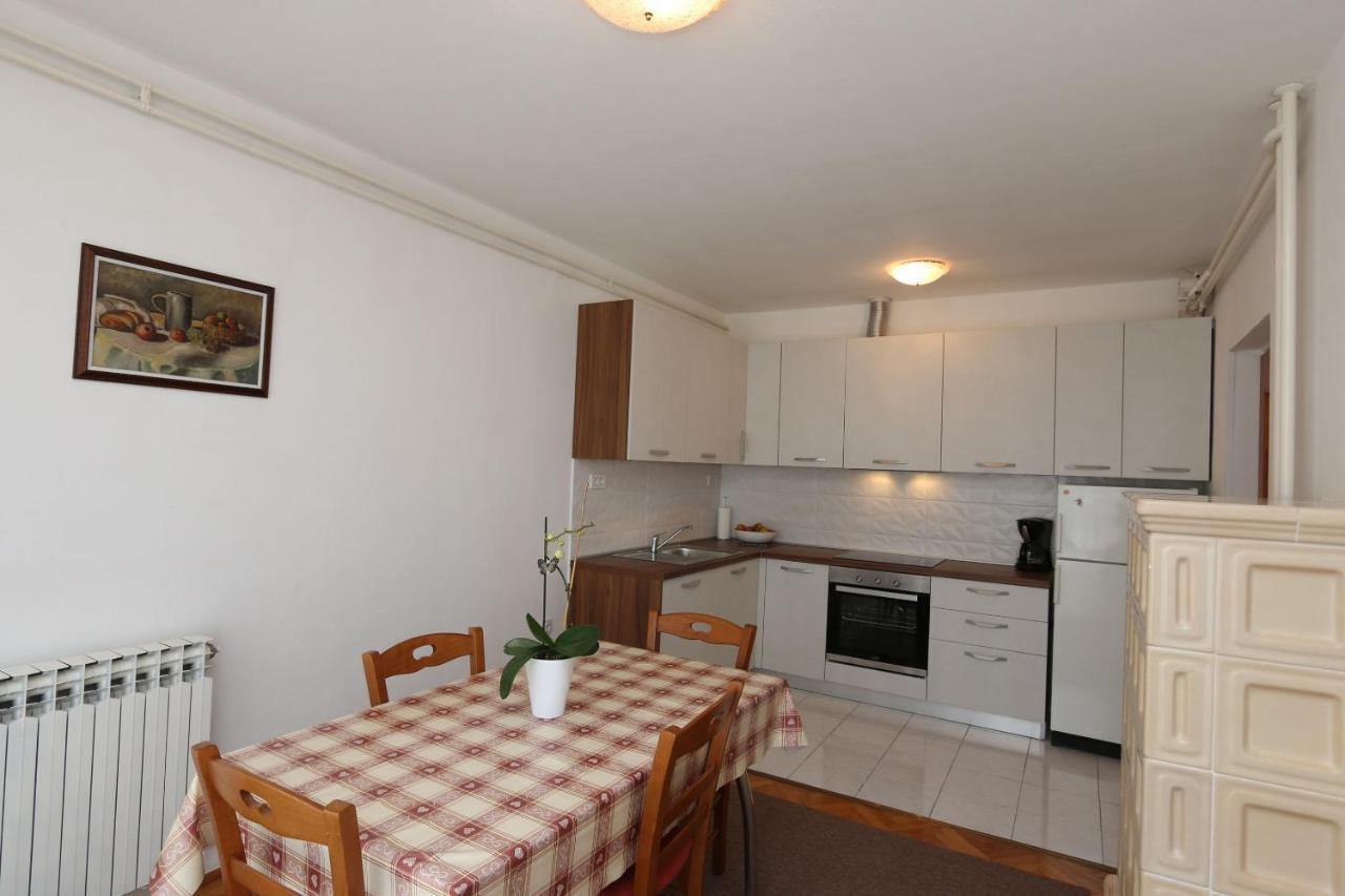 Apartments Grskovic G. Jesenovica シロ エクステリア 写真